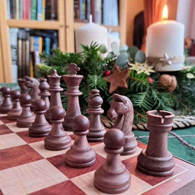 ❄️🕯️Advent & Schachspiel♟ Der Advent ist eine Zeit der Vorbereitung und Besinnung, ähnlich wie die strategische Planung im...